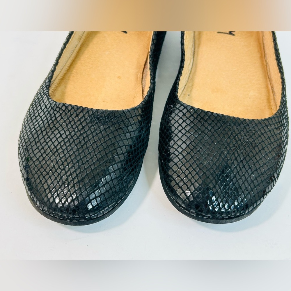 French Sole FS/NY Zeppa Slip-On Flat in Black Snakeskin Leather size 8.5 - Picture 6 of 13